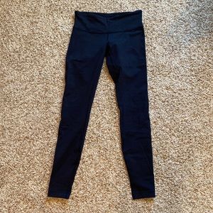 Lululemon black wunder under leggings black size 4